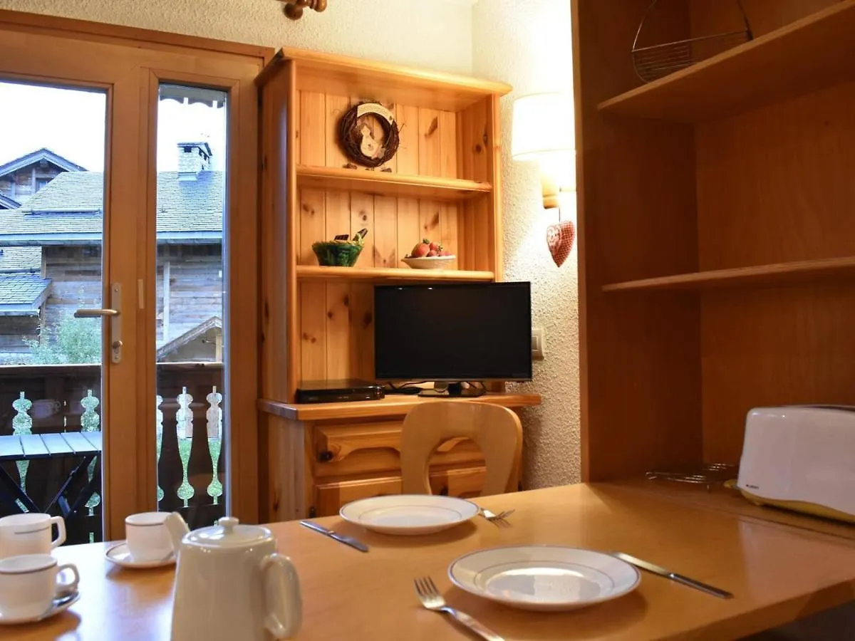 Appartement Studio Méribel, 1 pièce, 3 personnes - FR-1-180-35